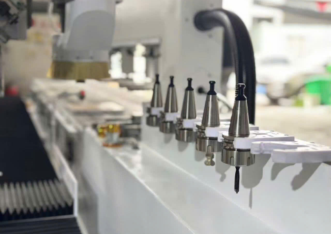 Máy Khoan Laser Nhiều Đầu
