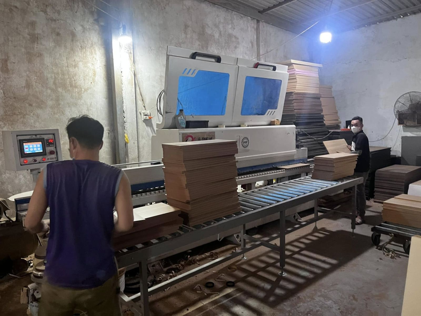 máy CNC gỗ giá rẻ 