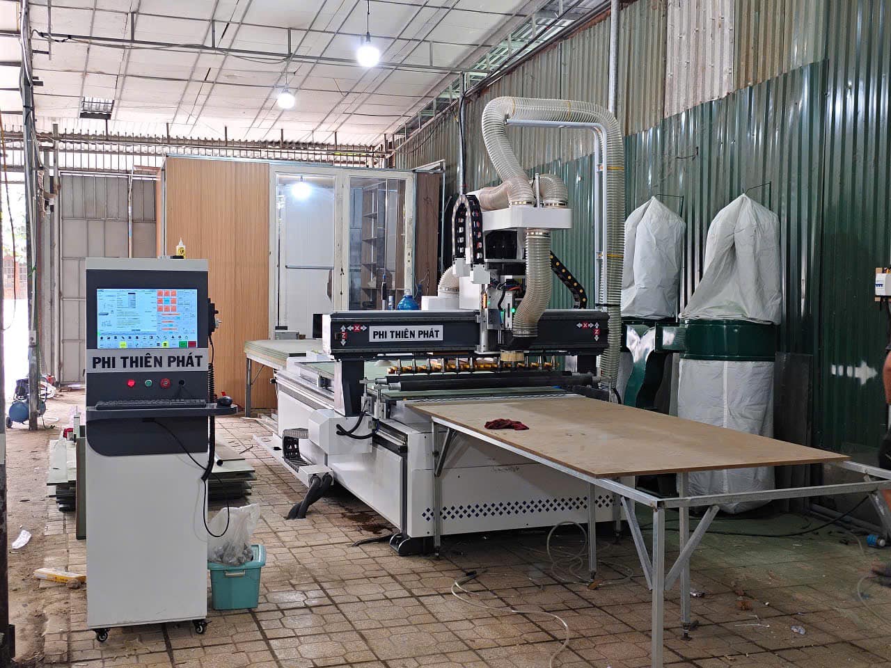 máy CNC cũ giá tốt tại hóc môn