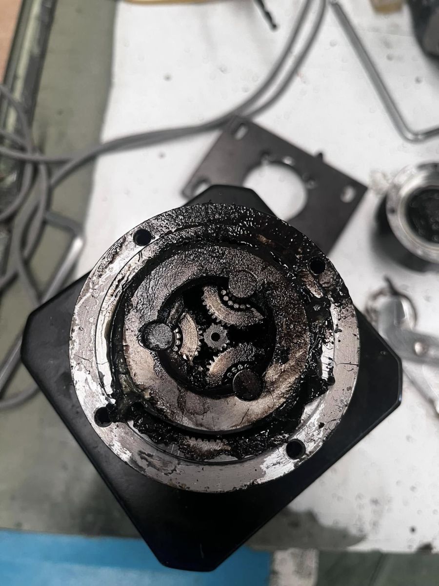 Phi Thiên Phát - Hỗ trợ kỹ thuật motor CNC