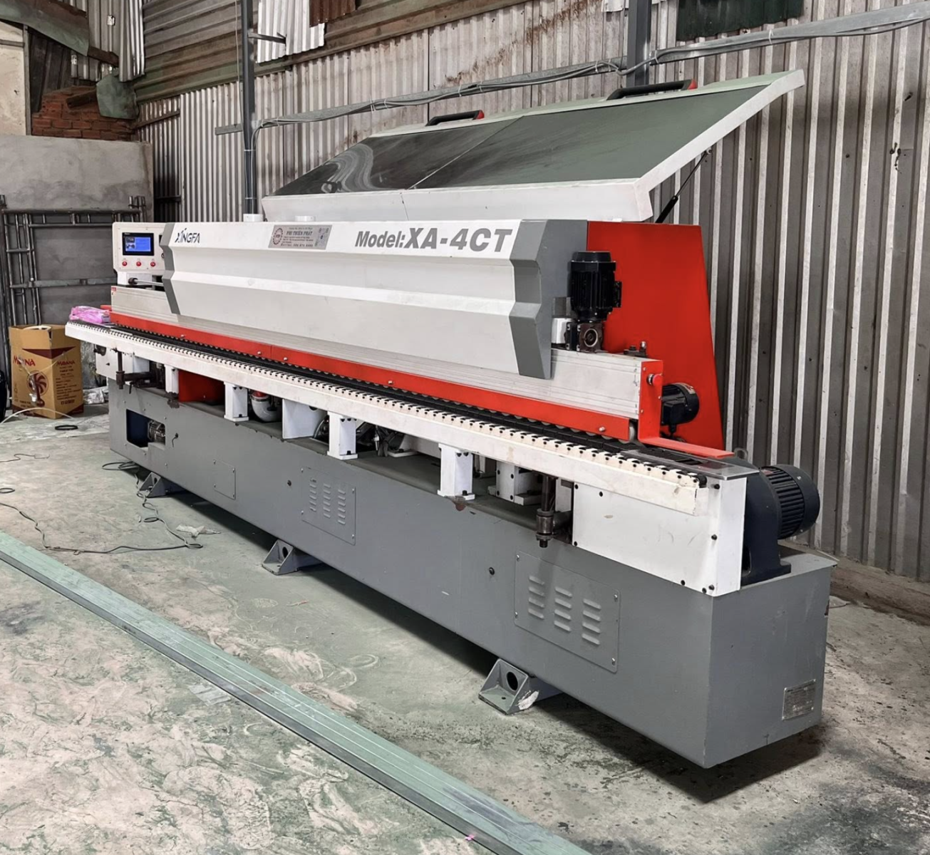 Các dòng máy chế biến gỗ tại xưởng Phi Thiên Phát