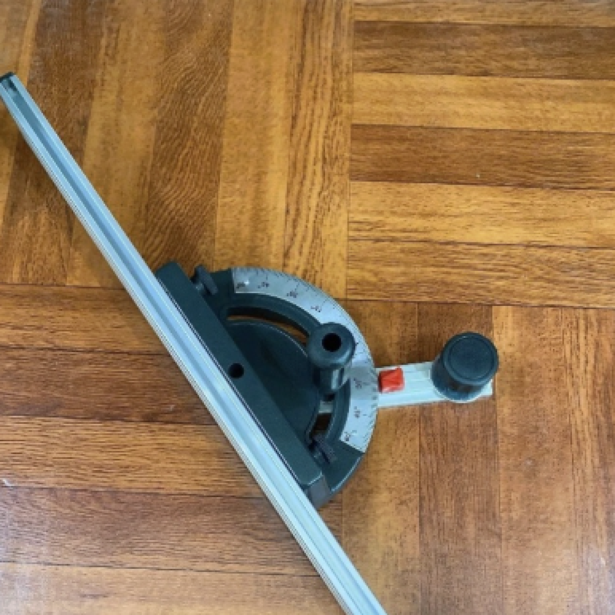 Thước Ngắm Cưa Bàn Trượt