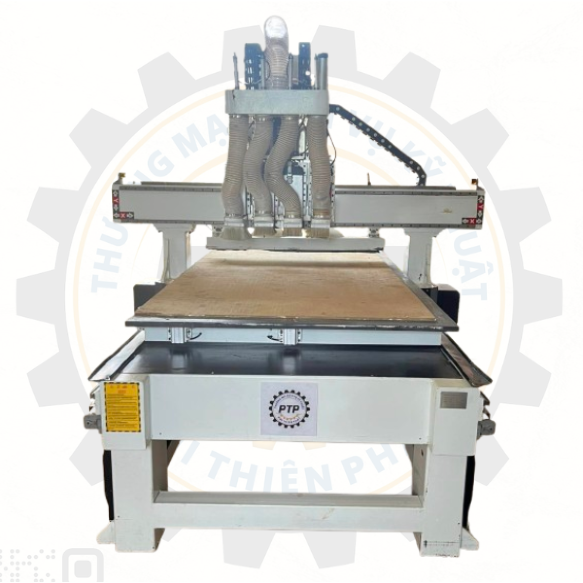 Máy CNC Router 4 đầu